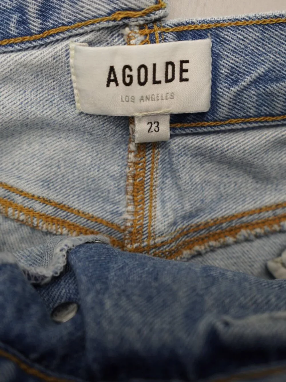 AGOLDE Criss Cross Jean Shorts in Symbol Size 23 - Picture 7 of 12